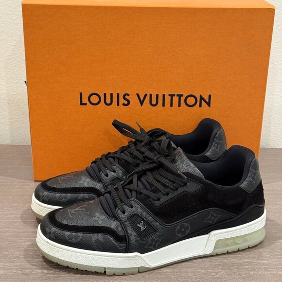 LOUIS VUITTON LEATHER TRAINER SNEAKERS - Picture 9 of 9